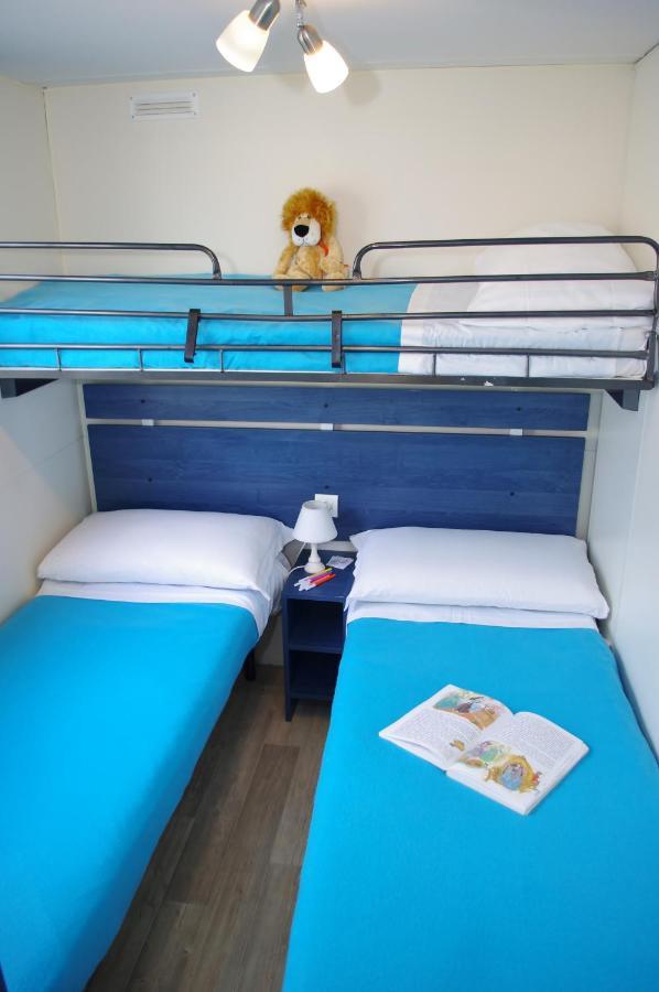 Happy Camp Mobile Homes In Camping Villaggio Lamaforca Carovigno Eksteriør bilde