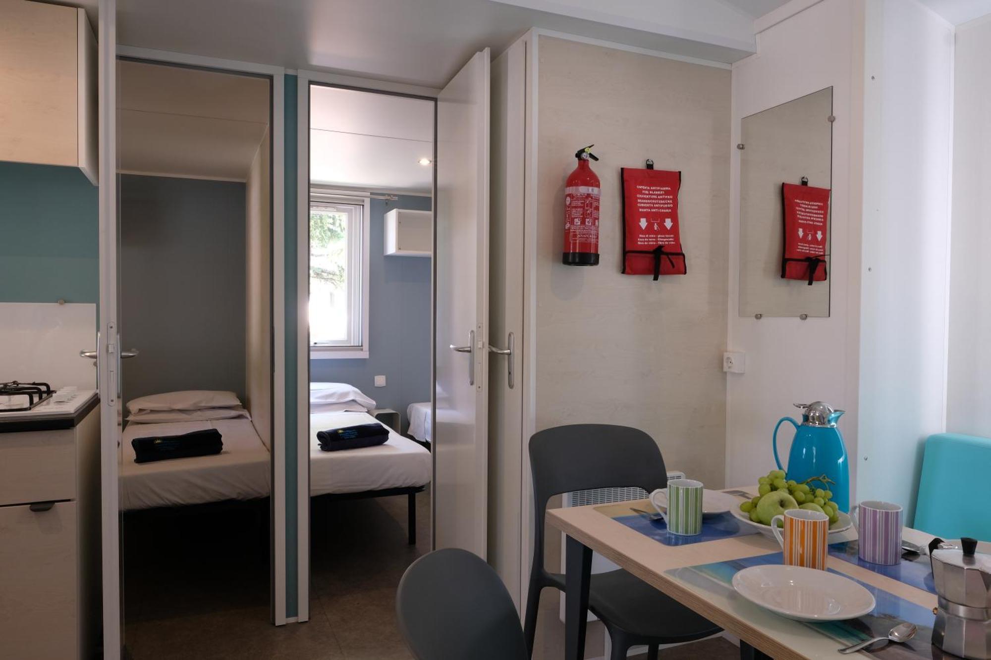 Happy Camp Mobile Homes In Camping Villaggio Lamaforca Carovigno Eksteriør bilde